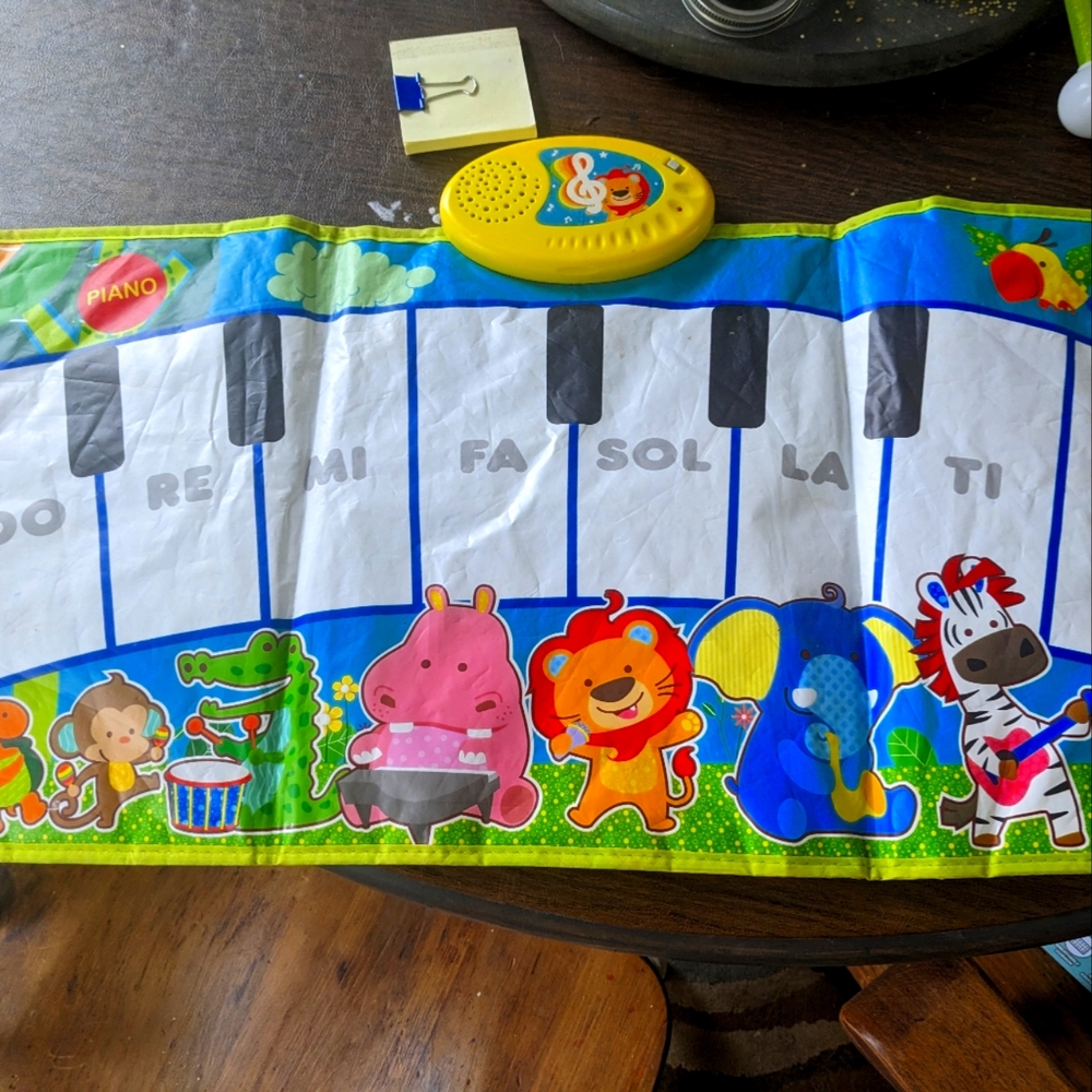 Floor mat piano
